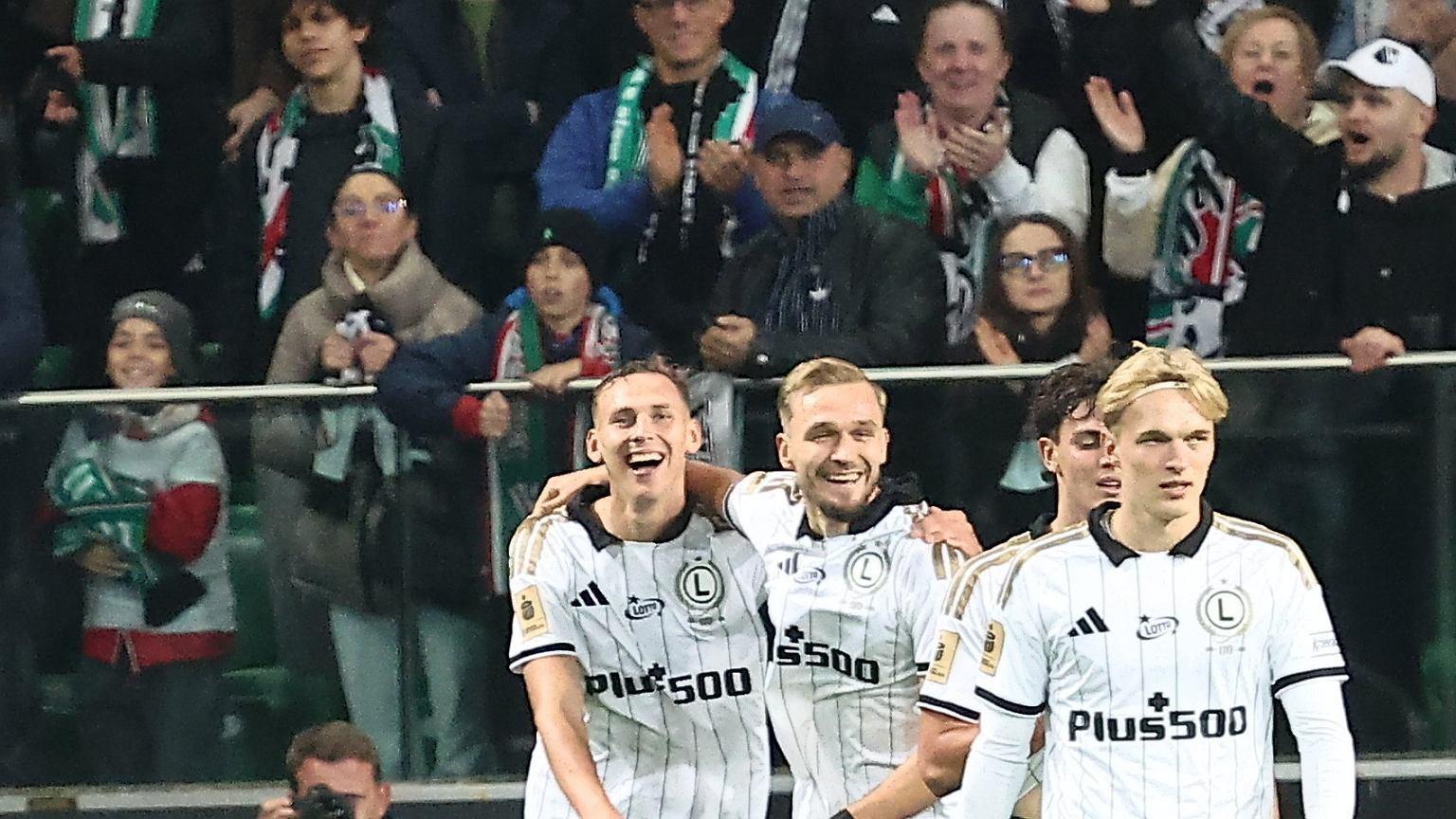 Legia Warsaw beats Wisła Kraków, but controversy remains