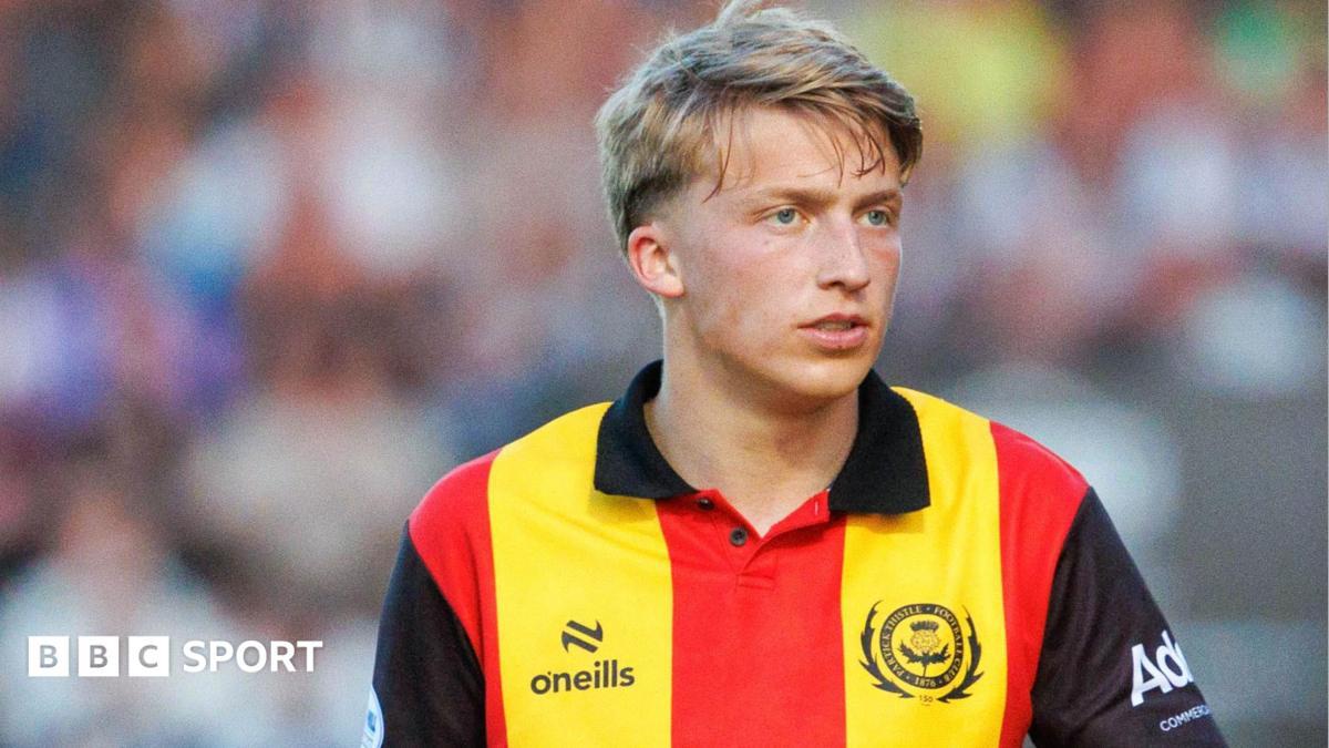 Ben Stanway signs new contract at Partick Thistle, promoted