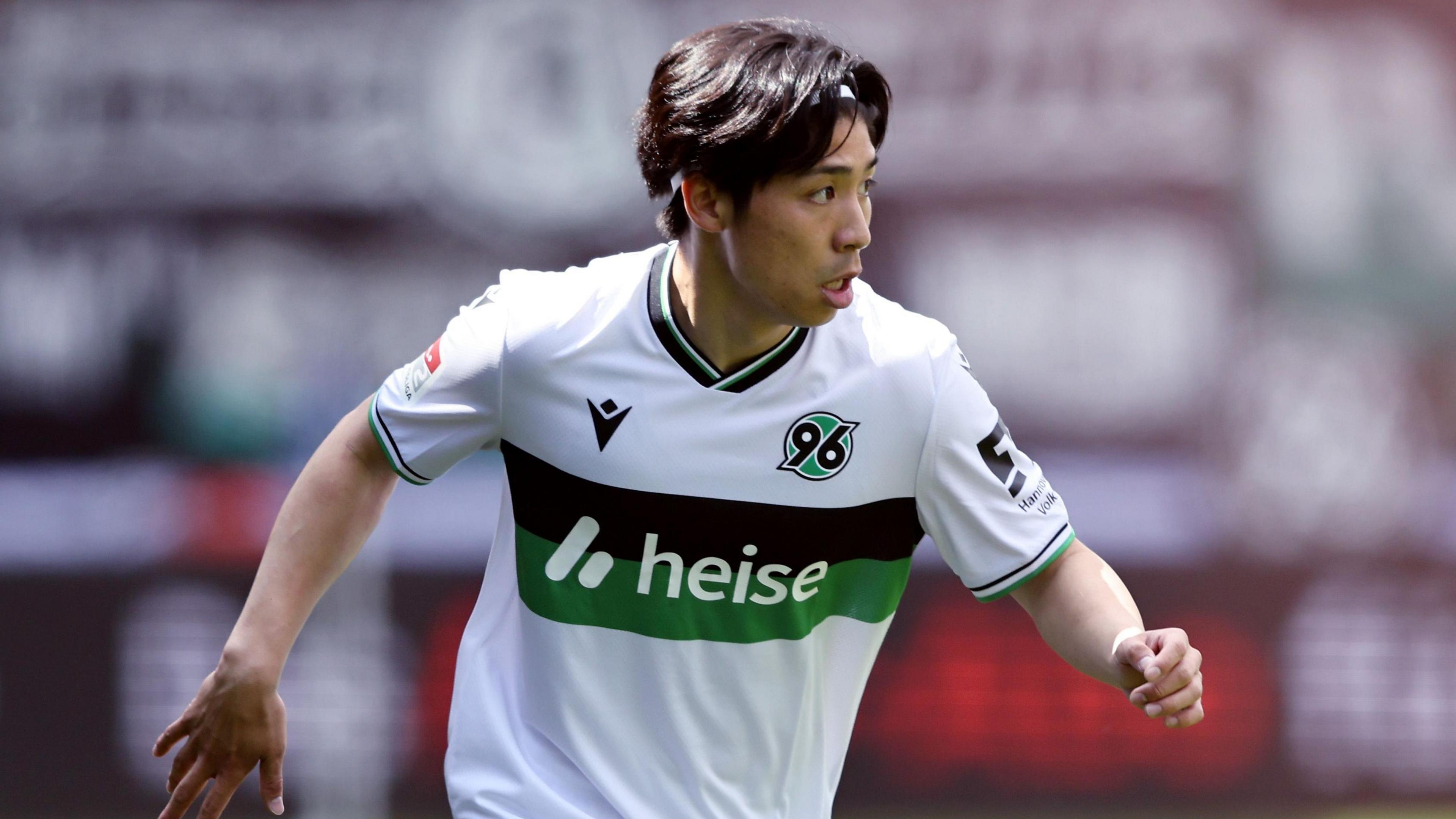 Daisuke Yokota: Rangers sign Japanese winger on three-year contract