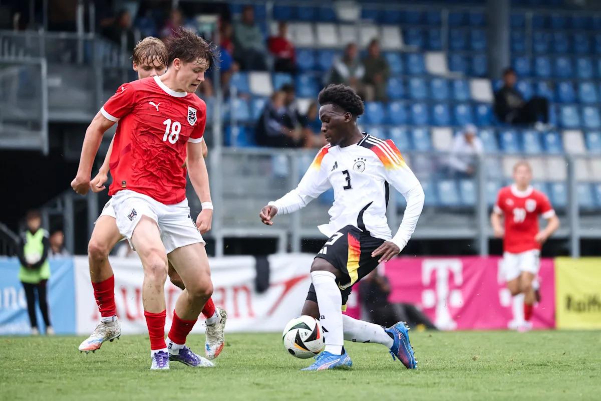 On Sturm Graz's 17-year-old midfielder Luca Weinhandel