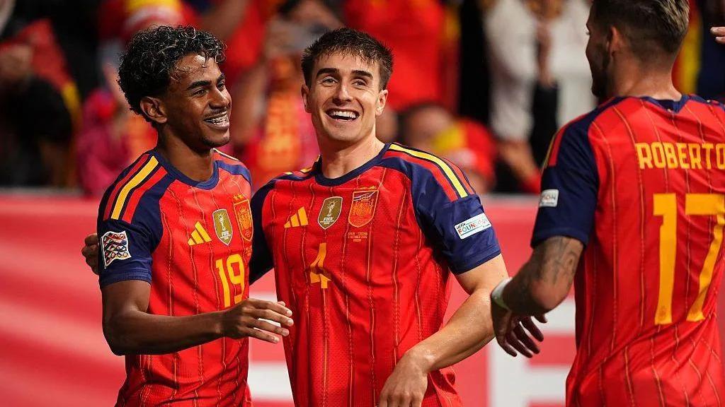 Spain continues its winning streak by defeating Czech Republic