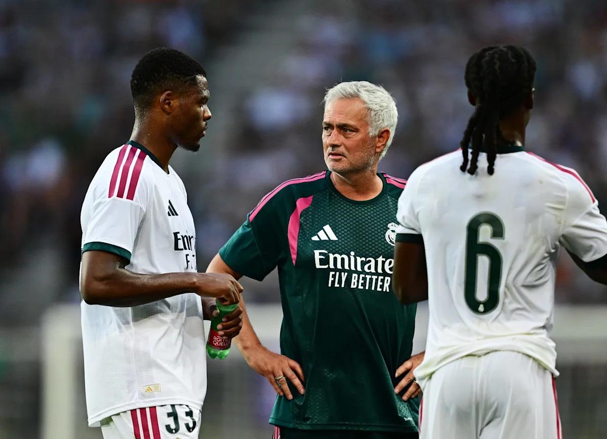 Real Madrid visit, Deportivo fans face protest