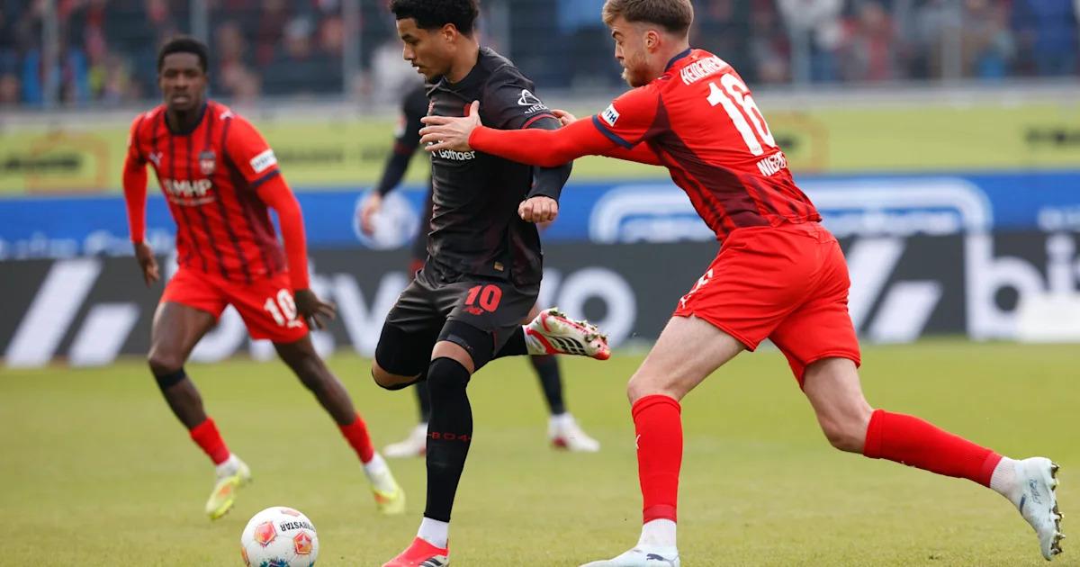 Liverpool get chance to sign defender in £59m deal